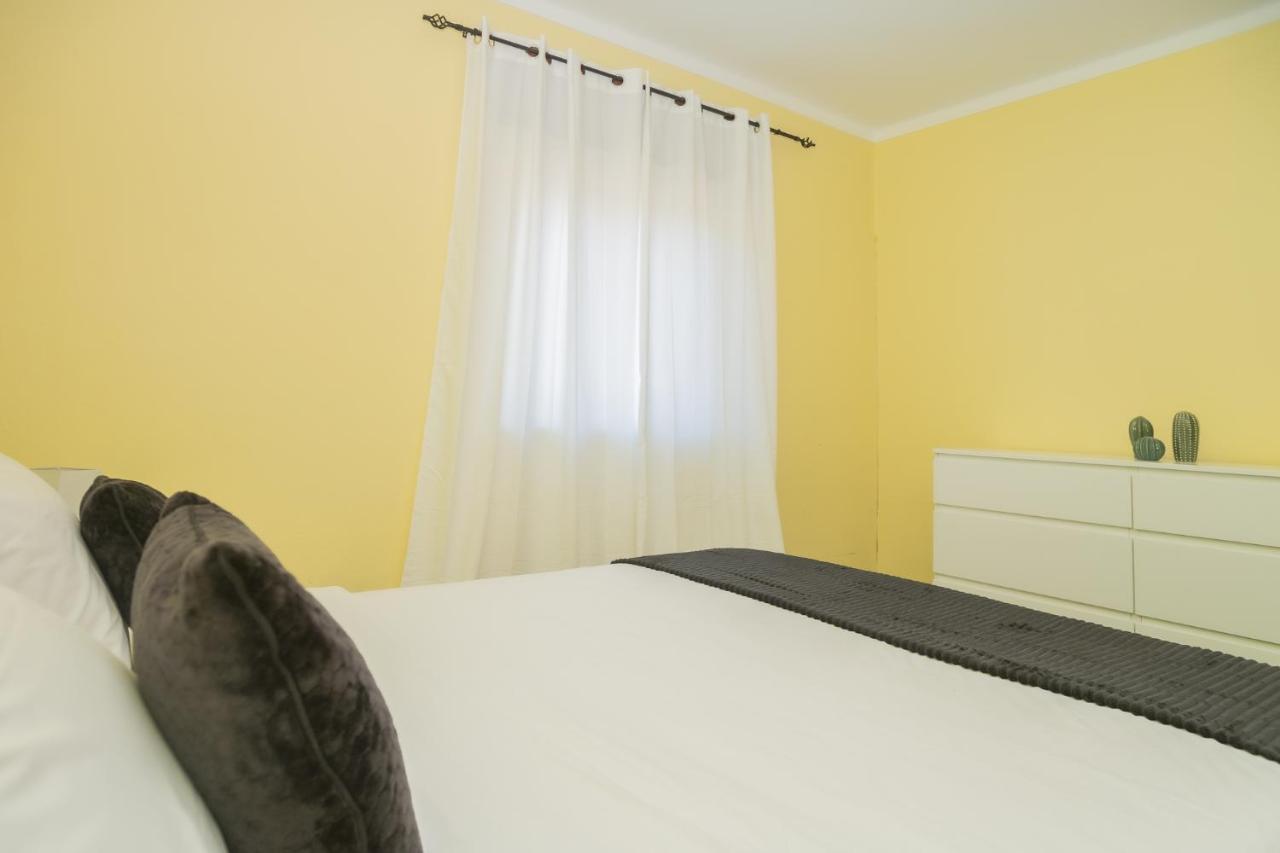 Hamall Host Alvor Esterno foto